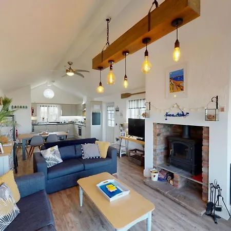 Ferienhaus Luna Azul At The Bay Filey, Sleeps Up To 8, And 2 Dogs For Free!