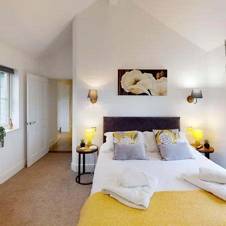Luna Azul At The Bay Filey, Sleeps Up To 8, And 2 Dogs For Free!
